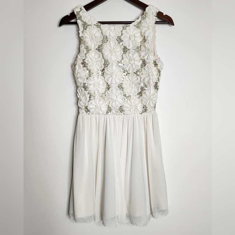 Xtraordinary Elegant Cream Floral Sequin Homecoming Dress Sz 5 Fairycore